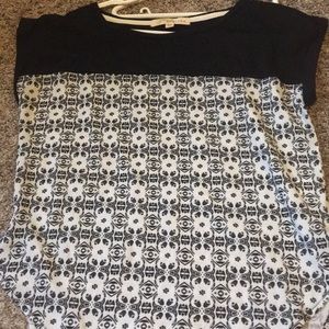 black and white t-shirt